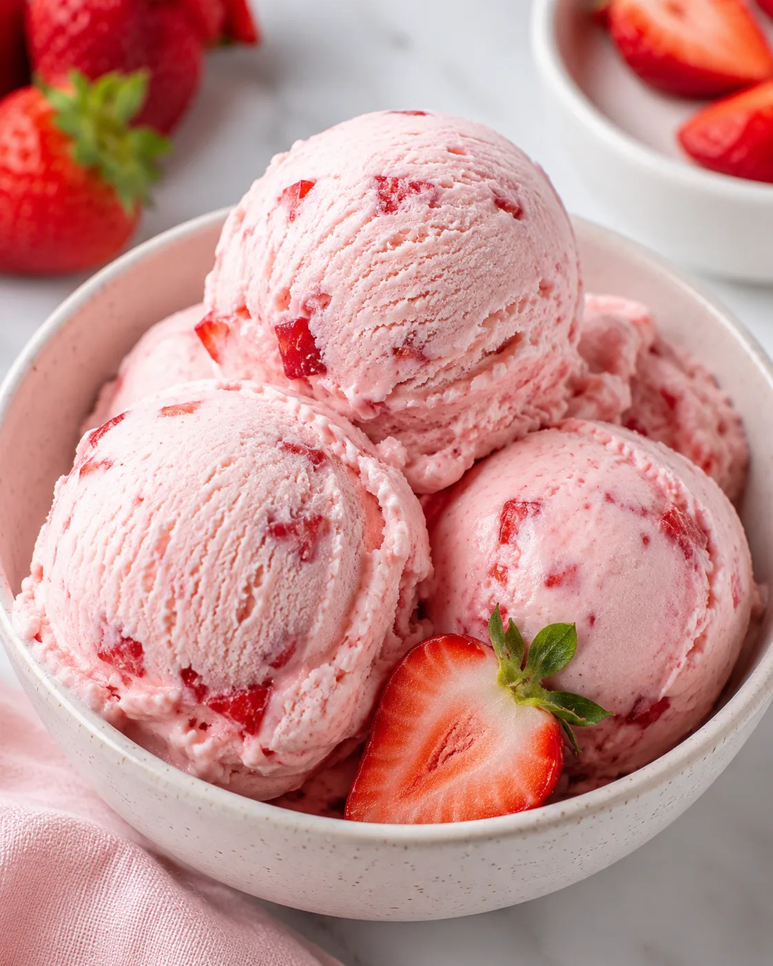 Homemade Strawberry Ice Cream